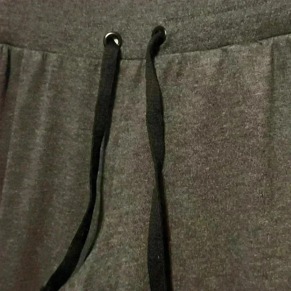 Under Armour Women’s Grey Lounge Pants. Sz Small. Drawstring Waist. - Picture 3 of 8